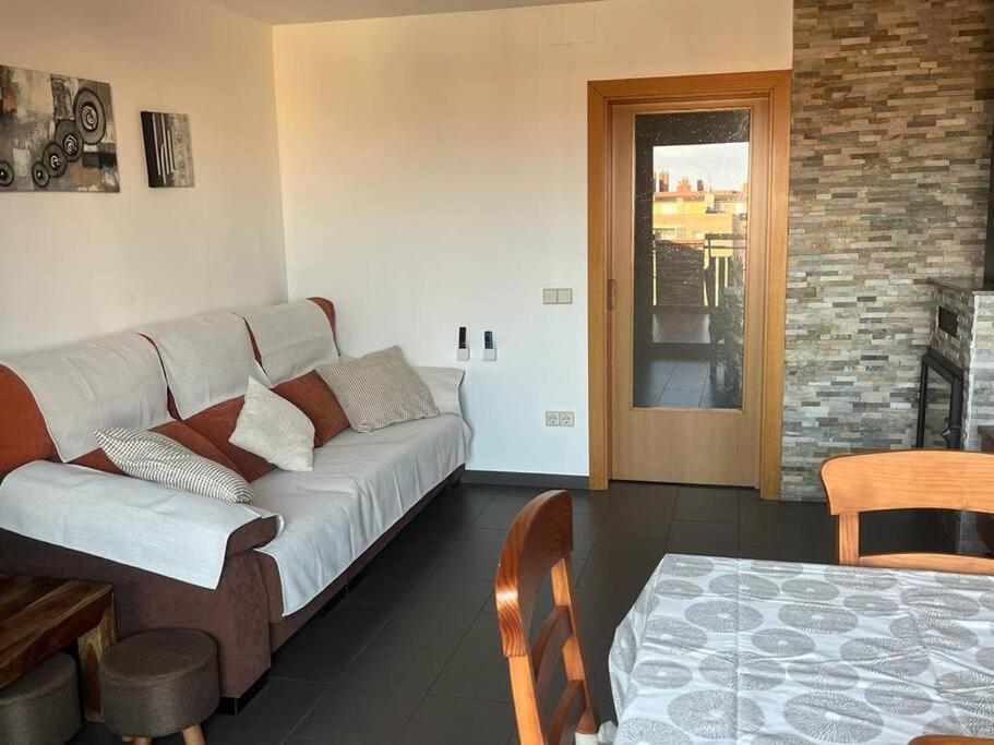 Ferienwohnung Atico Luminoso Centrico Y Comodo Figueres  Exterior foto