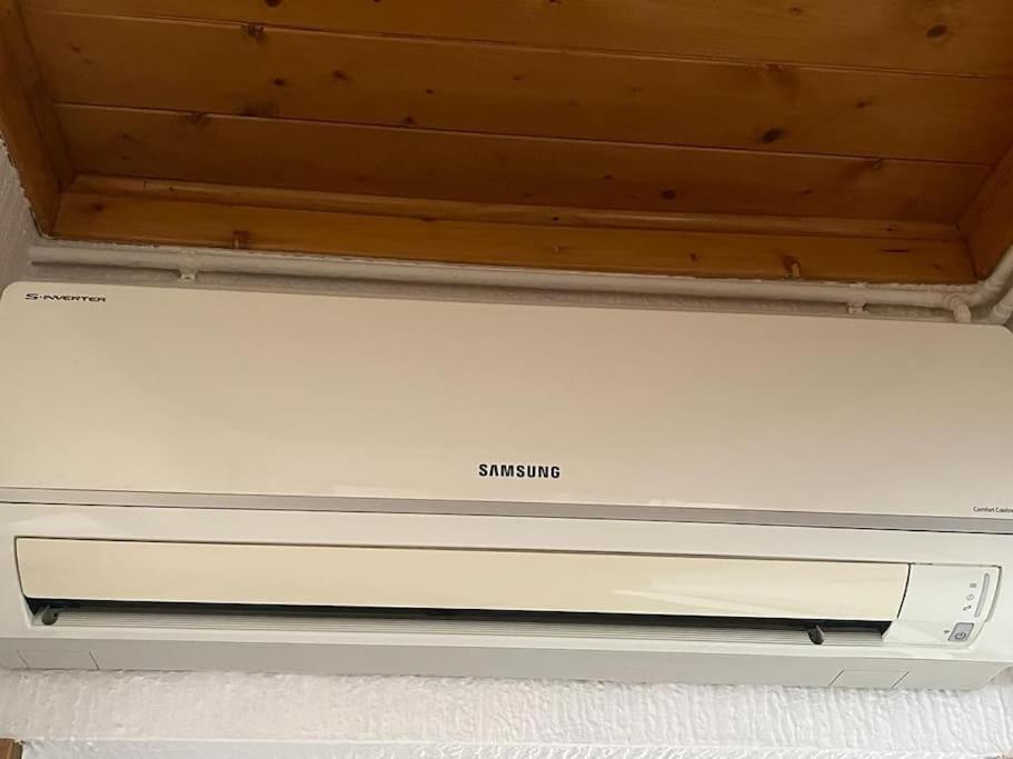 Ferienwohnung Atico Luminoso Centrico Y Comodo Figueres  Exterior foto